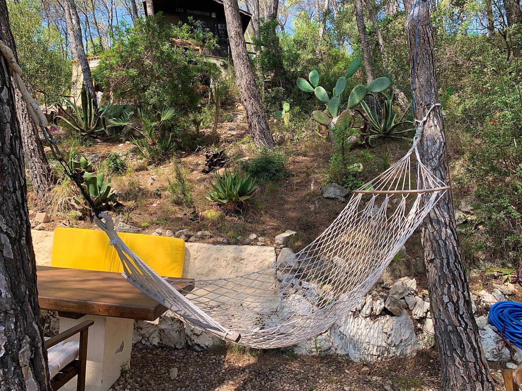 La Casita Del Bosque Lägenhet Sant Pere De Ribes Exteriör bild